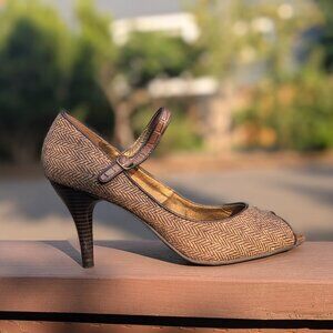 Predictions Peep Toe High Heels Brown Herringbone Ankle Strap Heels - Size 7.5